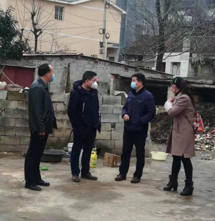 雙手抓緊，豈會走雞?任我操縱易發揮是什么生肖呢的警惕虚假宣传-前沿解答解释落实